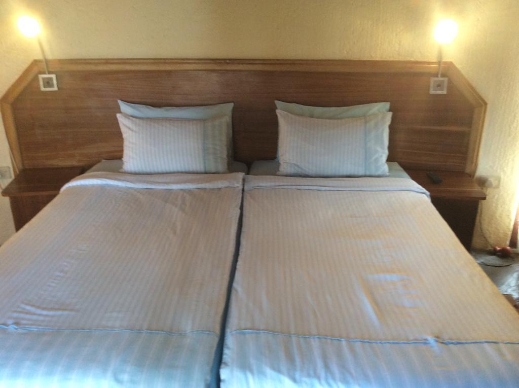 Airport Lodge Voigtland Екстер'єр фото